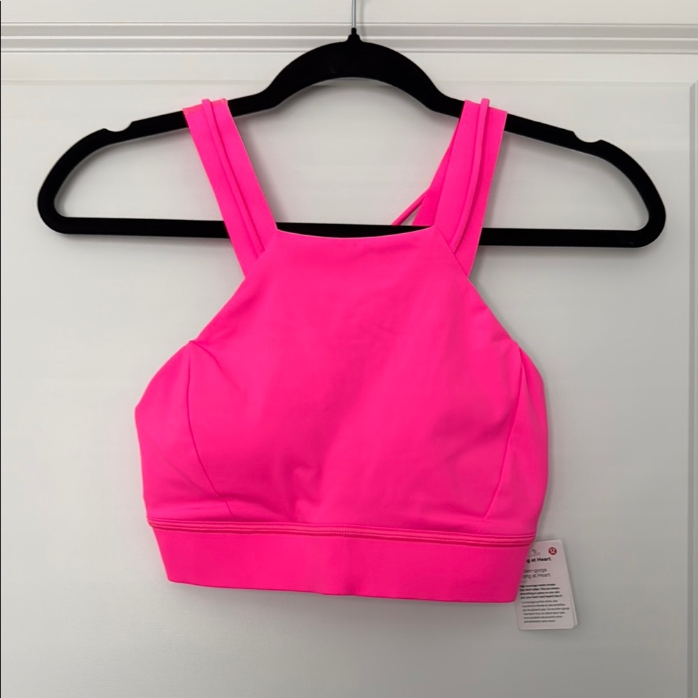 Lululemon Strong at Heart Bra *Medium Support, C/D Cup Size 4 NWT